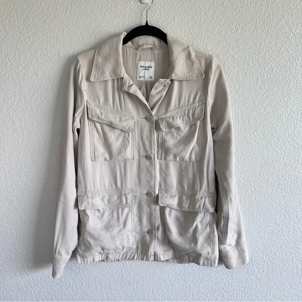 Abercrombie‎ and Fitch Women’s Lightweight Utility Jacket